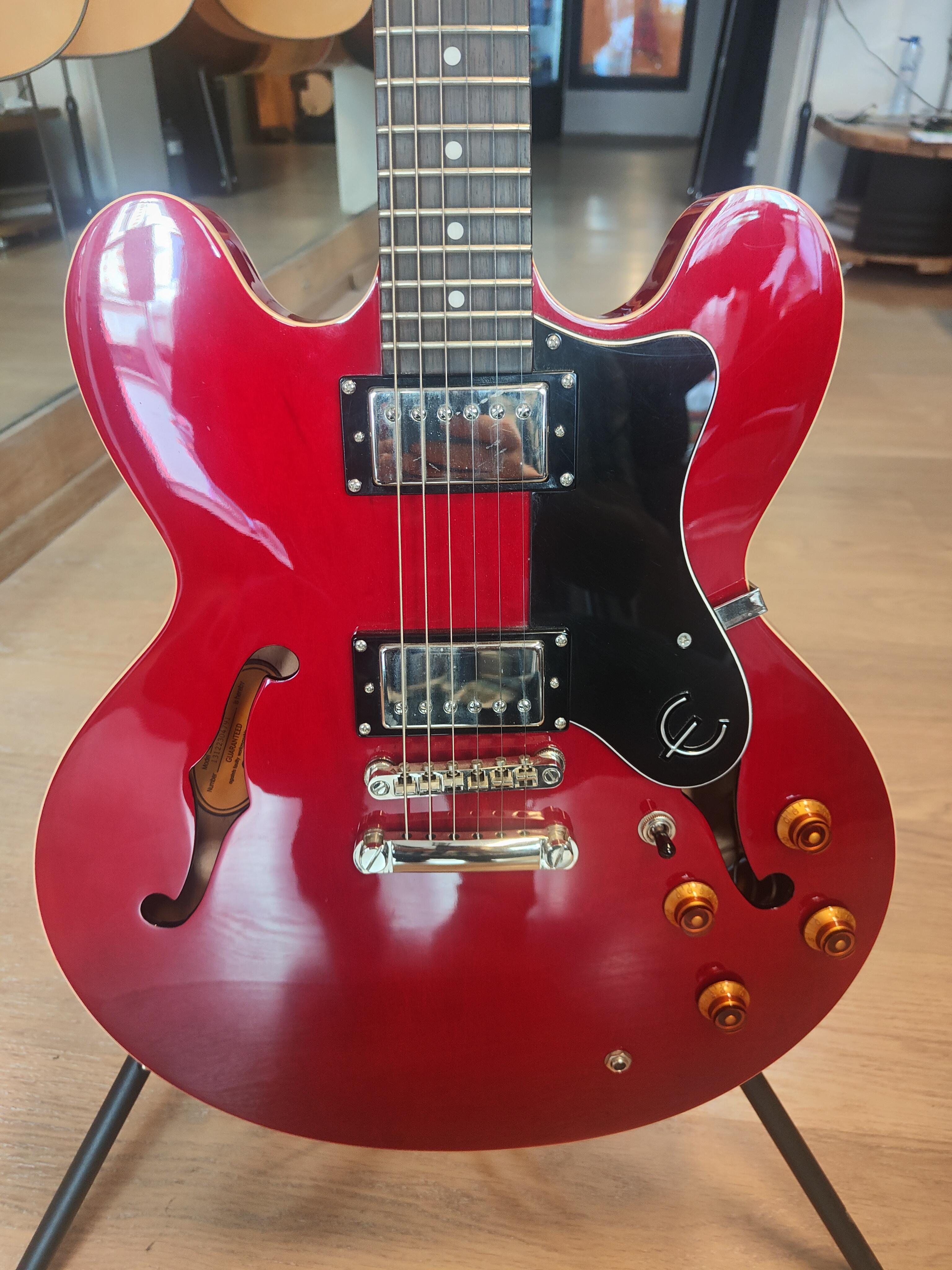 Epiphone The dot